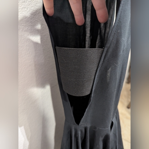 H&M Collared Black Dress with Cutout Elastic Sides, Size 6 - Picture 3 of 8